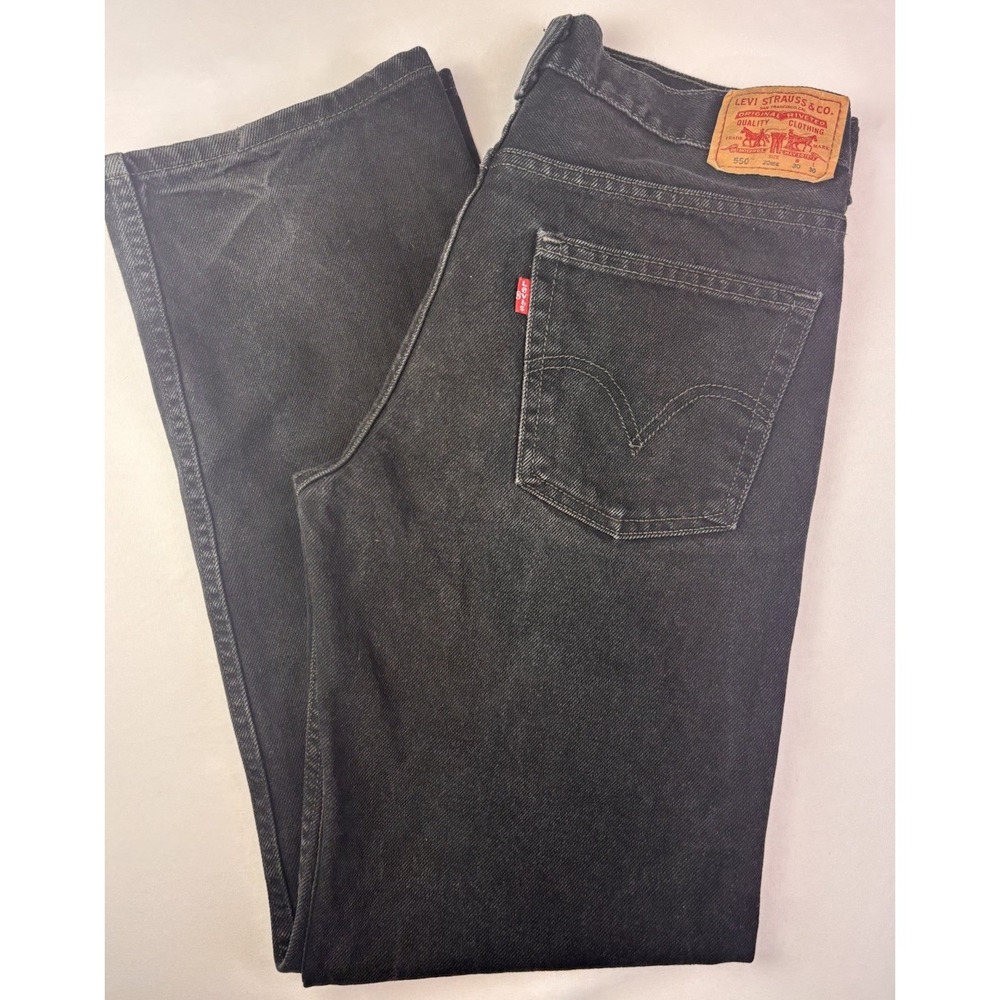 Levi's 550 Relaxed Fit Black Jeans Men's 30x30 (Measures 32x30) Vintage Denim